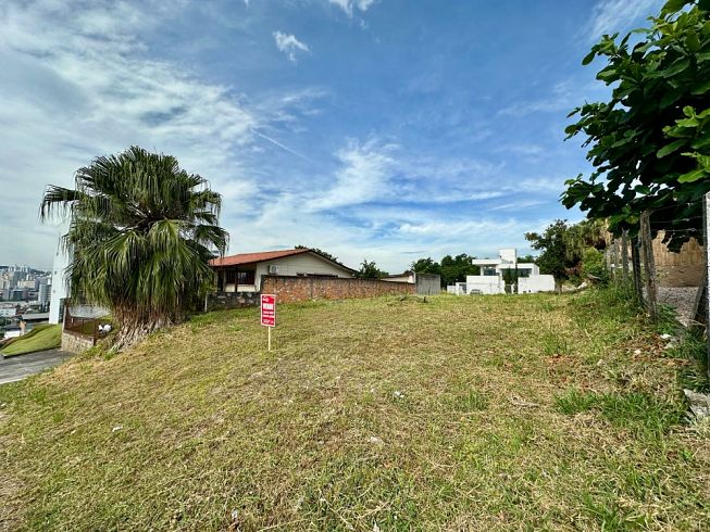 Terreno Bairro Santa Catarina