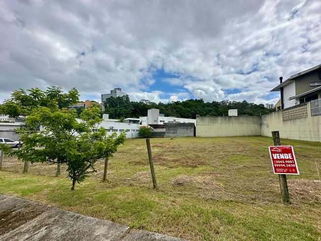 Terreno no Bairro Santa Catarina